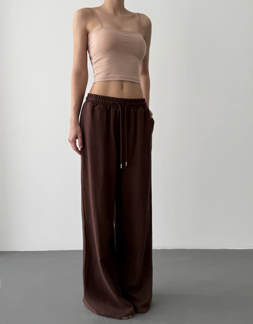 Wide-Leg Relaxed Pants