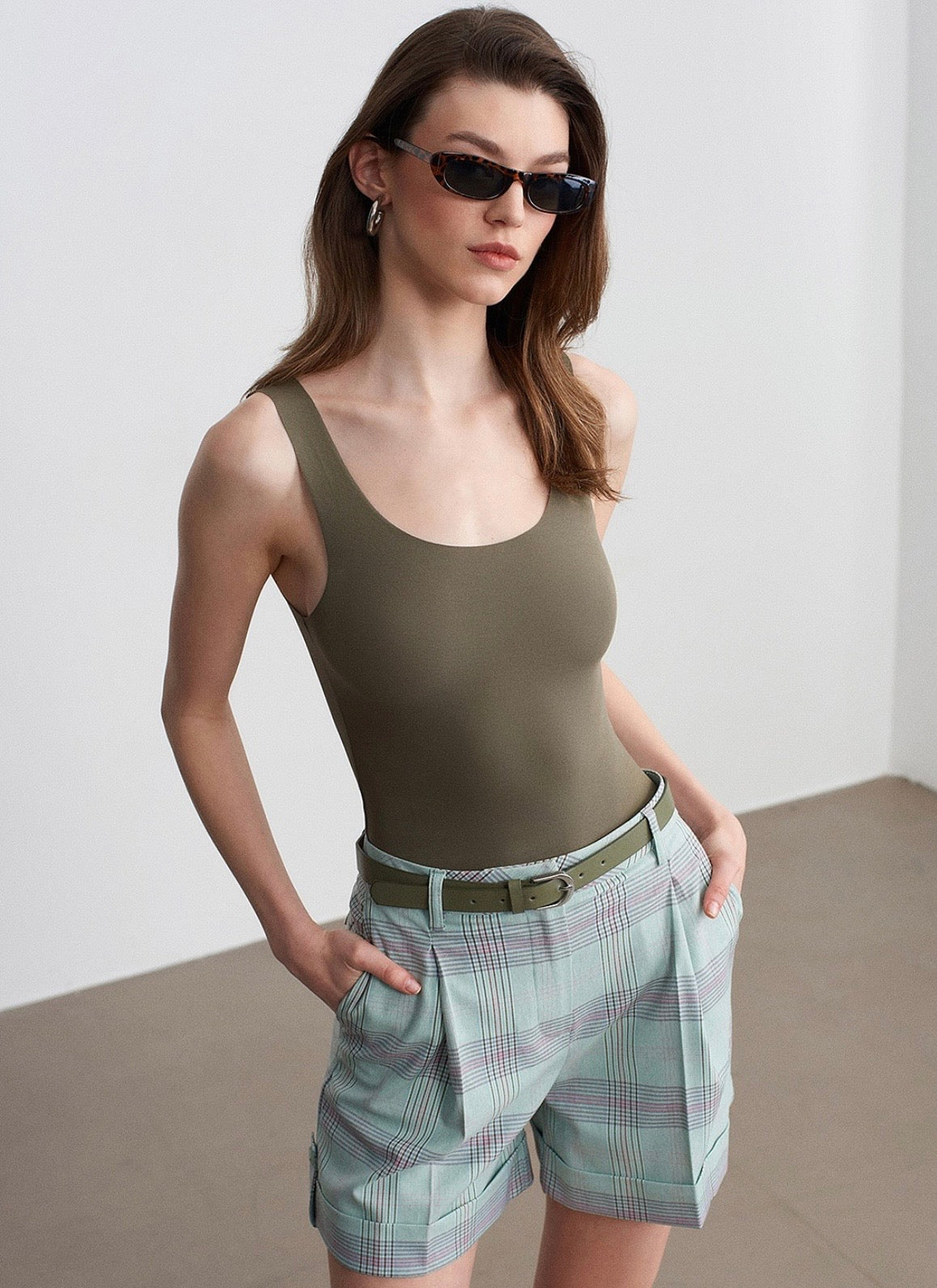 Olive Dilvin basic top